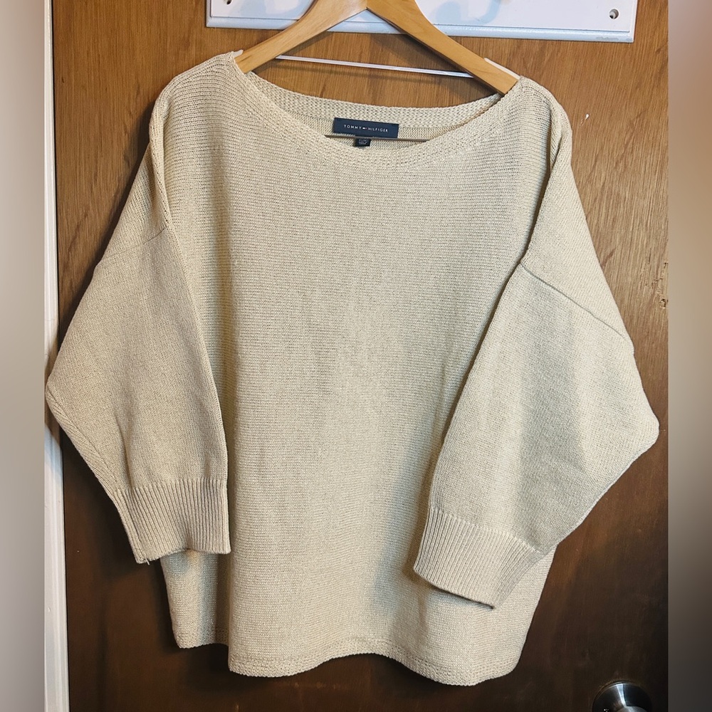 Women’s TOMMY HILFIGER Ivory and Metallic Sweater with 3/4 sleeves Size XL